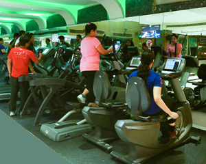 cardio execise in ozi gym & spa